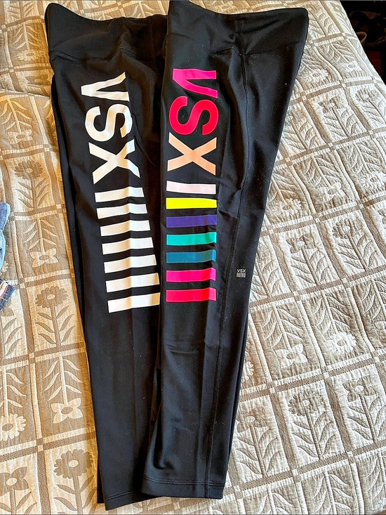 Victoria's Secret Pants - Victoria's Secret VSX Sport leggings Color Block Athletic Leggings Large 2 pair